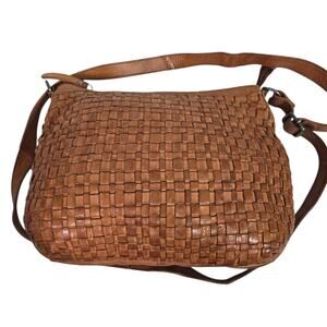 Vilenca Leather Bag Brown Woven Leather Adjustable Shoulder Curved Braided